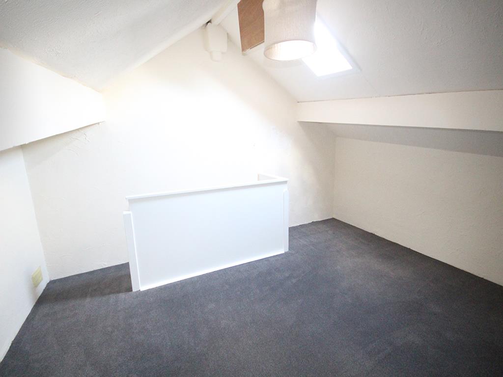 2 bedroom end terrace house To Let in Barnoldswick - IMG_4194.jpg